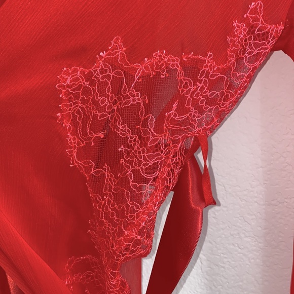 Rare Chantilly VS Lace Trim Short Robe Kimono One Size Red - Picture 6 of 8